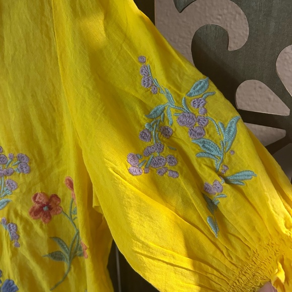 Johnny Was Evangeline Yellow Botton Down Emroidered Puss Sleeve Top - Picture 8 of 9